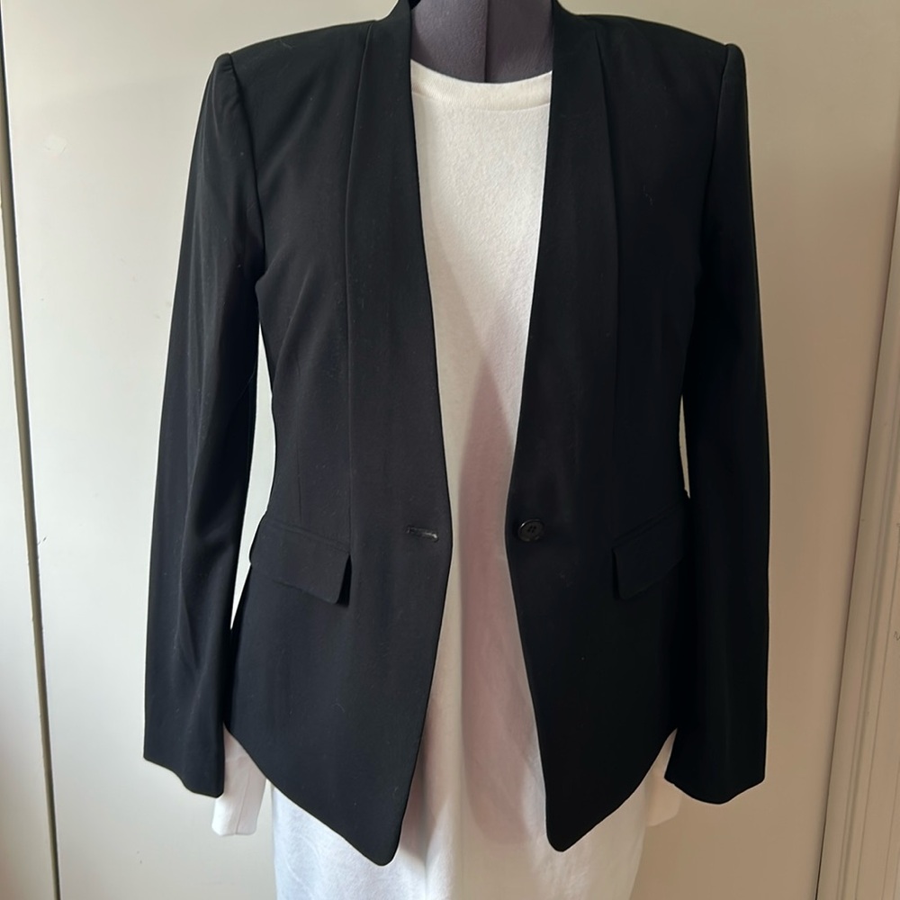 NWOT BLACK BCBG TAILORED BLAZER SZ L